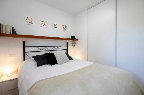Φωτογραφία από το άλμπουμ του BEGONIA 21 Bel appartement dans résidence avec piscine σε Hendaye