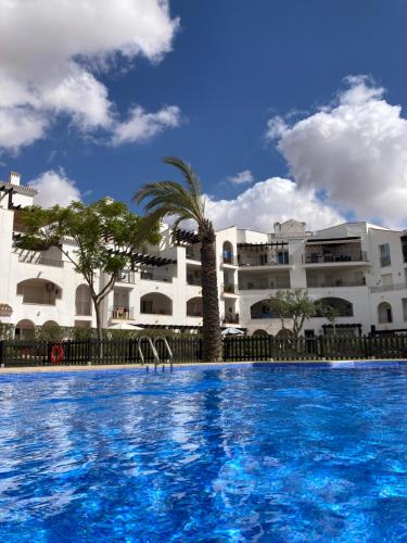 Arty Apartment - La Torre Golf Resort