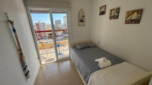 Apartamento con terraza, piscina y vistas en Cabo by Turihome