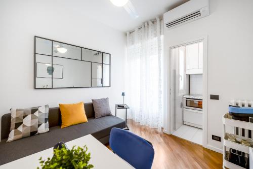 [City Life-Corso Como] Flat with private balcony