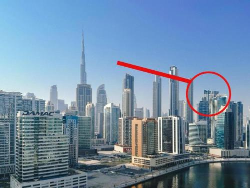 Burj Bliss - Canal-View Luxury 1BR Downtown