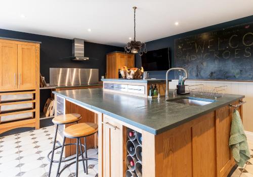 Dapur atau dapur kecil di Fron Y Mor Moylegrove