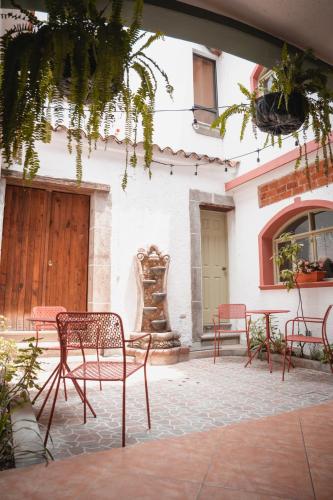 Το κτήριο όπου στεγάζεται  το hostel