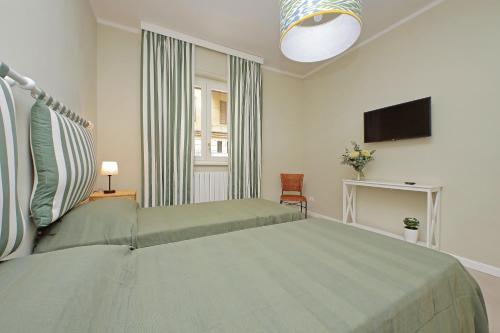 Gioia's Flat