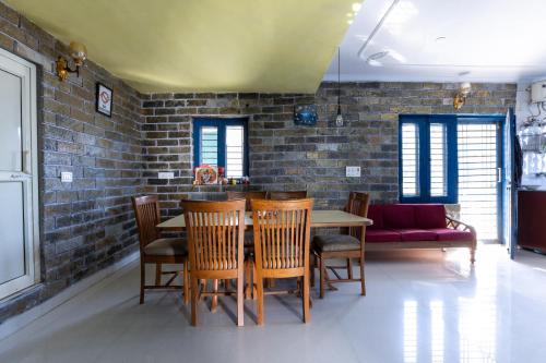 Gallery image of Baba's Blue Bunglow in Bhowāli