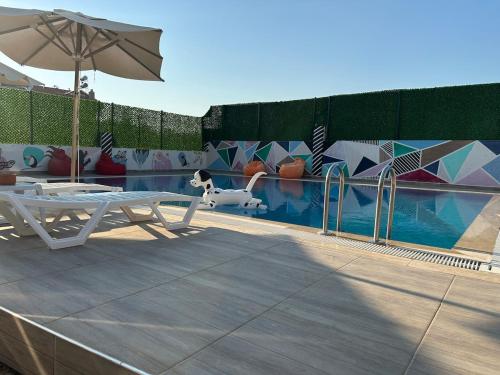 Πισίνα στο ή κοντά στο Triplex Villa with Pool PATERA VILLA