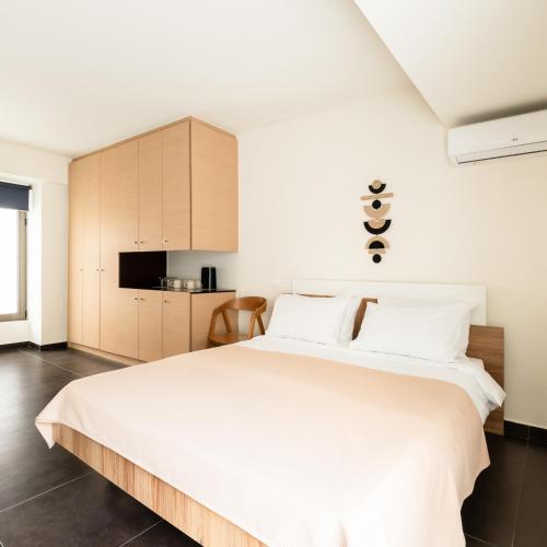 Elysee apartment 9B
