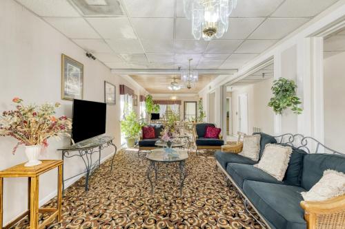 Μια τηλεόραση ή/και κέντρο ψυχαγωγίας στο OYO Hotel Grenada West