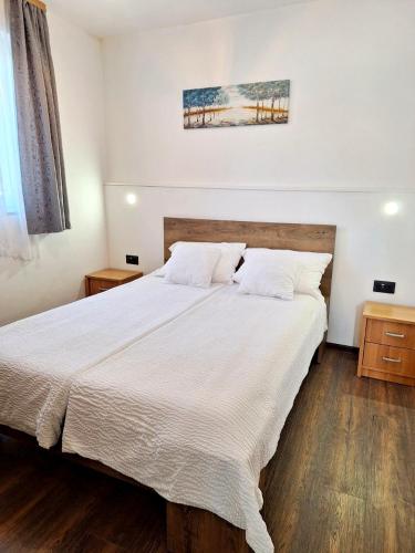 2 bedroom apartment near the sea