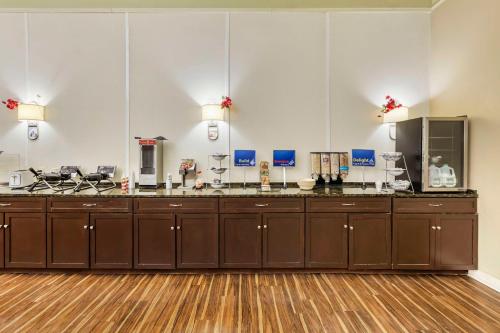 Foto dalla galleria di Best Western Watertown/Fort Drum a Watertown