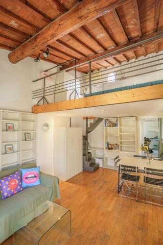 Pretty Apartment Alfani