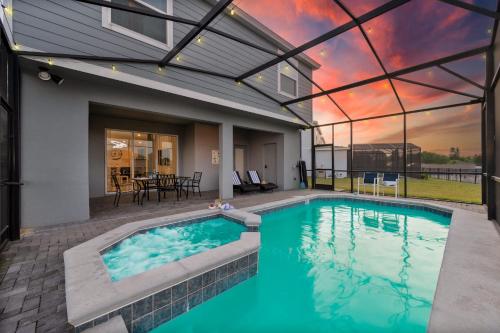 Themed house w pool & game room photo 58