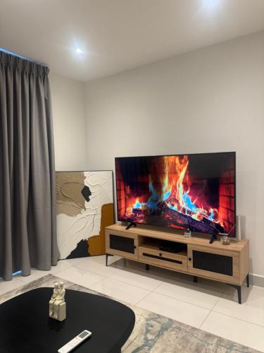 Μια τηλεόραση ή/και κέντρο ψυχαγωγίας στο City View 1Bed APT