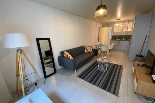 Ch3-0 Les cosy Nancy by Rock in Share