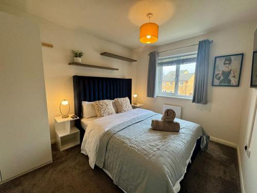 StayVa MCR -Stylish 3Bdr by Etihad and Co-op Live photo 3