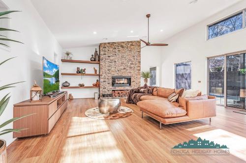 Χώρος καθιστικού στο Luxe Haven