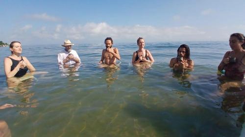 Huéspedes de Coco Bamboo Beach Camp