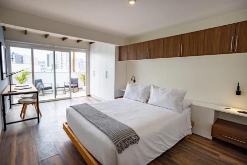 Gallery image of Great 3BR Duplex with Terrace in Miraflores in Lima