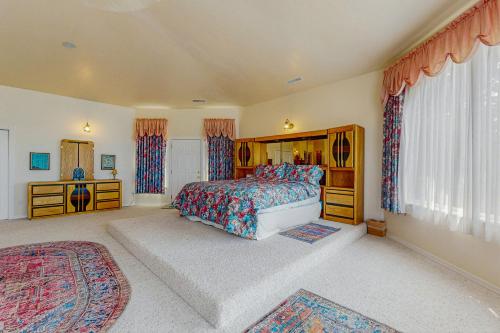 Ένα ή περισσότερα κρεβάτια σε δωμάτιο στο Riverfront House