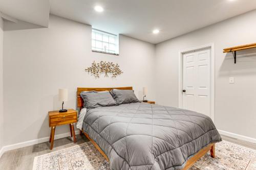 Una cama o camas en una habitación de Renovated Logan Home with Pond and Fire Pit