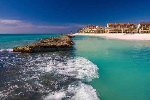 Sotogrande spacious beachfront studio