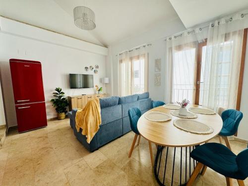ABAT 3 Cool & Wide Duplex Next to the Cathedral