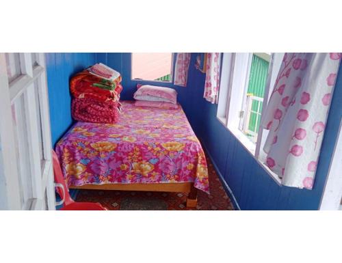 Postel nebo postele na pokoji v ubytování Siddharth Home Stay, Dawaipani