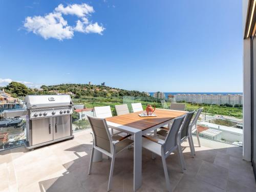 Pass the Keys Entire Luxurious 3 Bedroom Penthouse