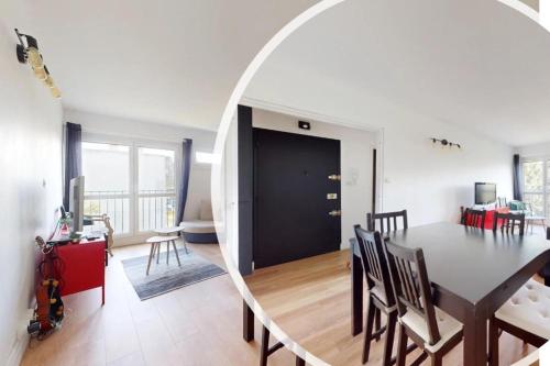 Photo de la galerie de l'établissement 4-rooms apartment with parking in Nantes, à Nantes