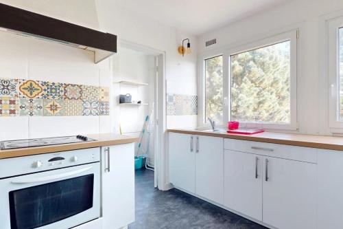 Photo de la galerie de l'établissement 4-rooms apartment with parking in Nantes, à Nantes