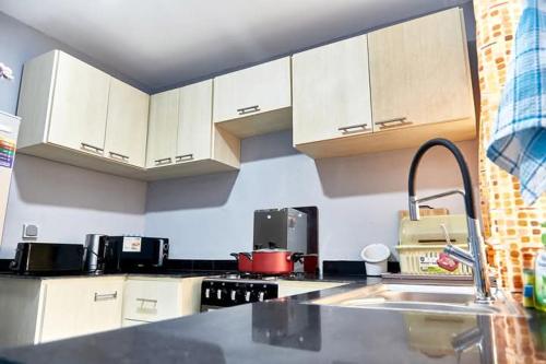 Virtuvė arba virtuvėlė apgyvendinimo įstaigoje résidence MAKAYA