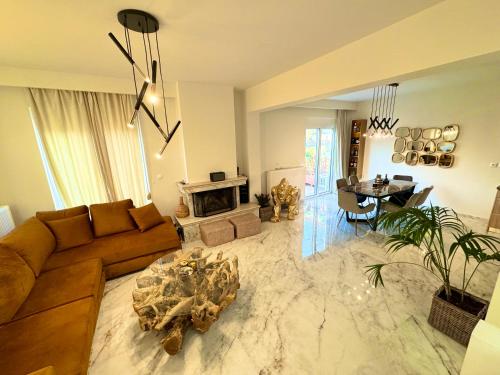 Ruang duduk di Rhodes Villa 365
