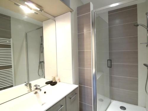 Koupelna v ubytování Appartement Les Glycines