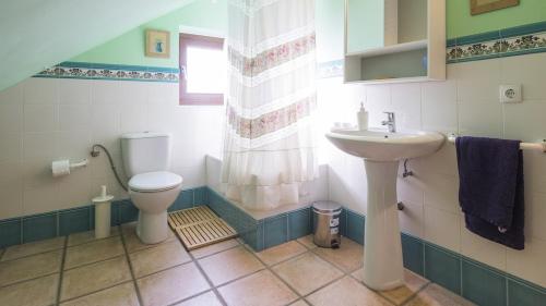 Koupelna v ubytování Casa Rural Hoz de la Pinilla