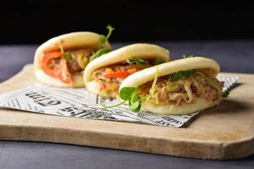 ホテルの敷地内または近くでの食事または食べ物