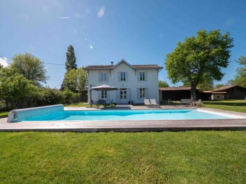 Villa charmante pour 9 avec piscine chauffee