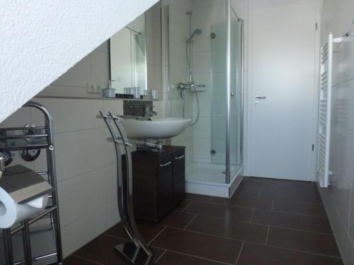 Koupelna v ubytování FeWo Relex in der Villa Dorothee