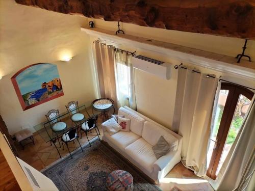 Χώρος καθιστικού στο Capo d Orso - Borgo dell Orso - Casa vacanze