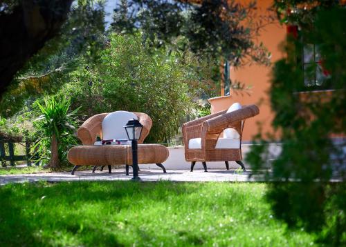 Κήπος έξω από το Hotel Ledra