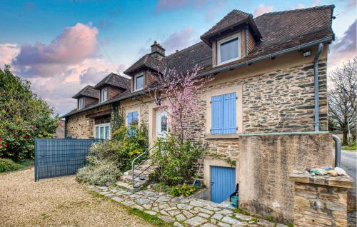 1 Bedroom Stunning Home In Jumilhac-Le Grand