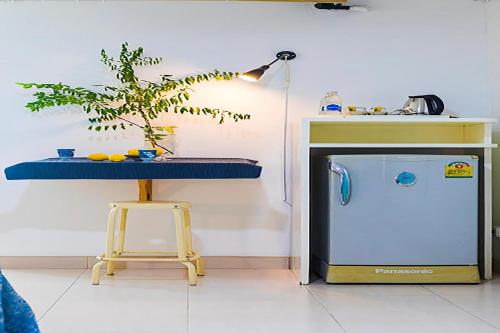 Una cocina o zona de cocina en Collection O Howard Square Boutique Hotel