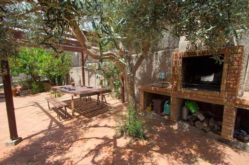 Κήπος έξω από το Nature & Tranquility only 25km from Barcelona