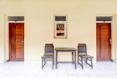 Φωτογραφία από το άλμπουμ του Collection O Stasiun Pekalongan Near Stasiun Kereta Api Formerly Hotel Indah σε Pekalongan