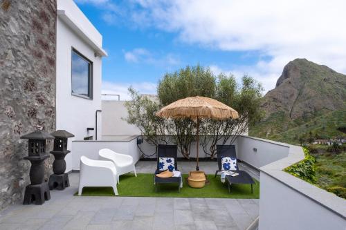 Nespecifikovaný výhled na hory nebo výhled na hory při pohledu z prázdninového domu