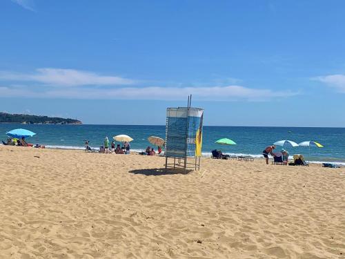 Pantai di atau dekat dengan apartmen