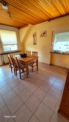 Foto dalla galleria di Ferienwohnung Moselblick a Kröv