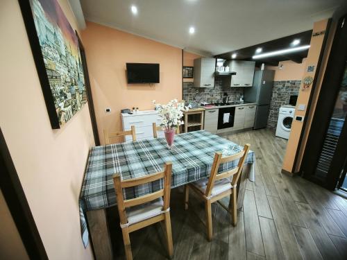 A kitchen or kitchenette at Casa Vacanza Giorgia 2.0