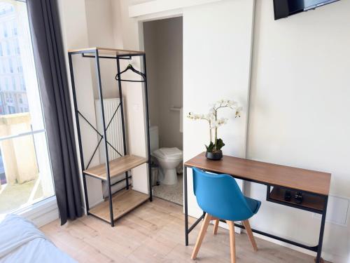 Фотография из галереи L'Escale Appartements et Suites en bord de Mer в Гавре