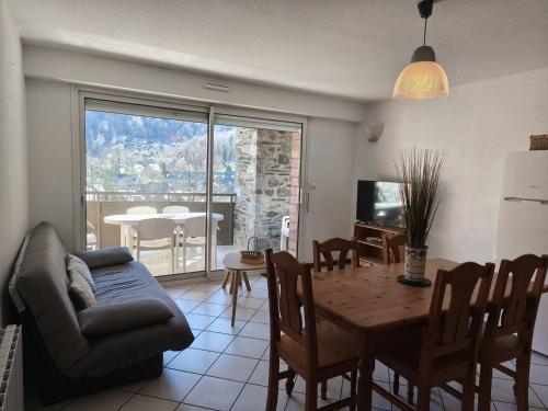 Chalet de Montagne avec Parking à Cauterets - FR-1-812-123