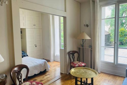 Photo de la galerie de l'établissement Beautiful 1 bedroom apartment next to Roland, à Paris